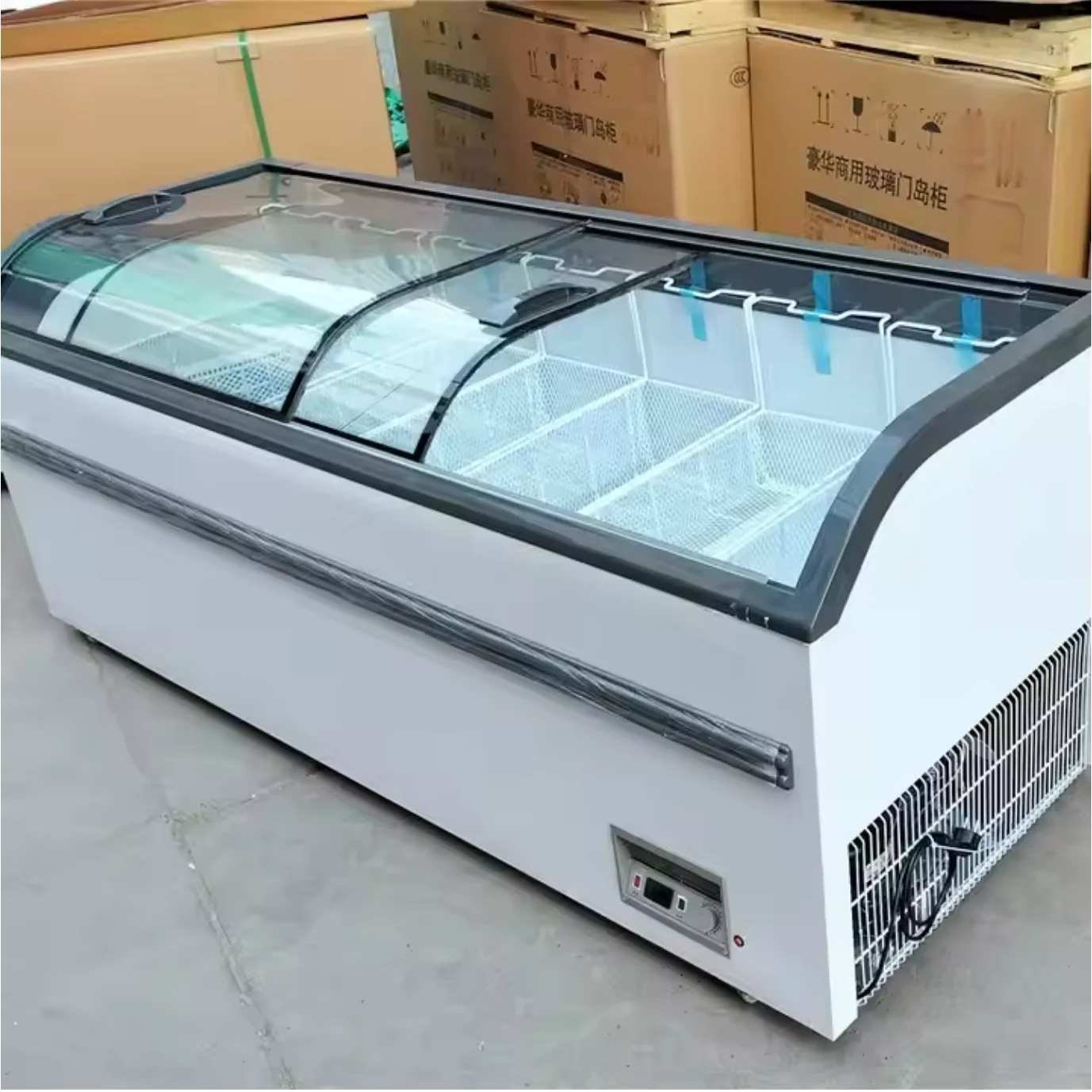 Coffre à porte coulissante en  - Commercial Chest Freezer avis et prix