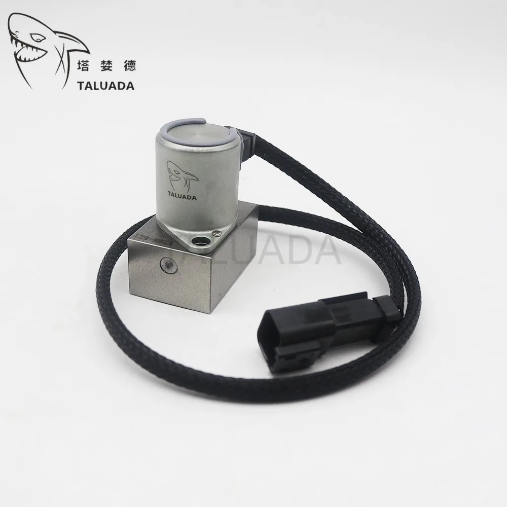 

702-21-57500 Hydraulic ValveFor Komatsu PC200-7 PC200-8 Excavator Solenoid Valve Main Pump Valve Proportional Solenoid Valve