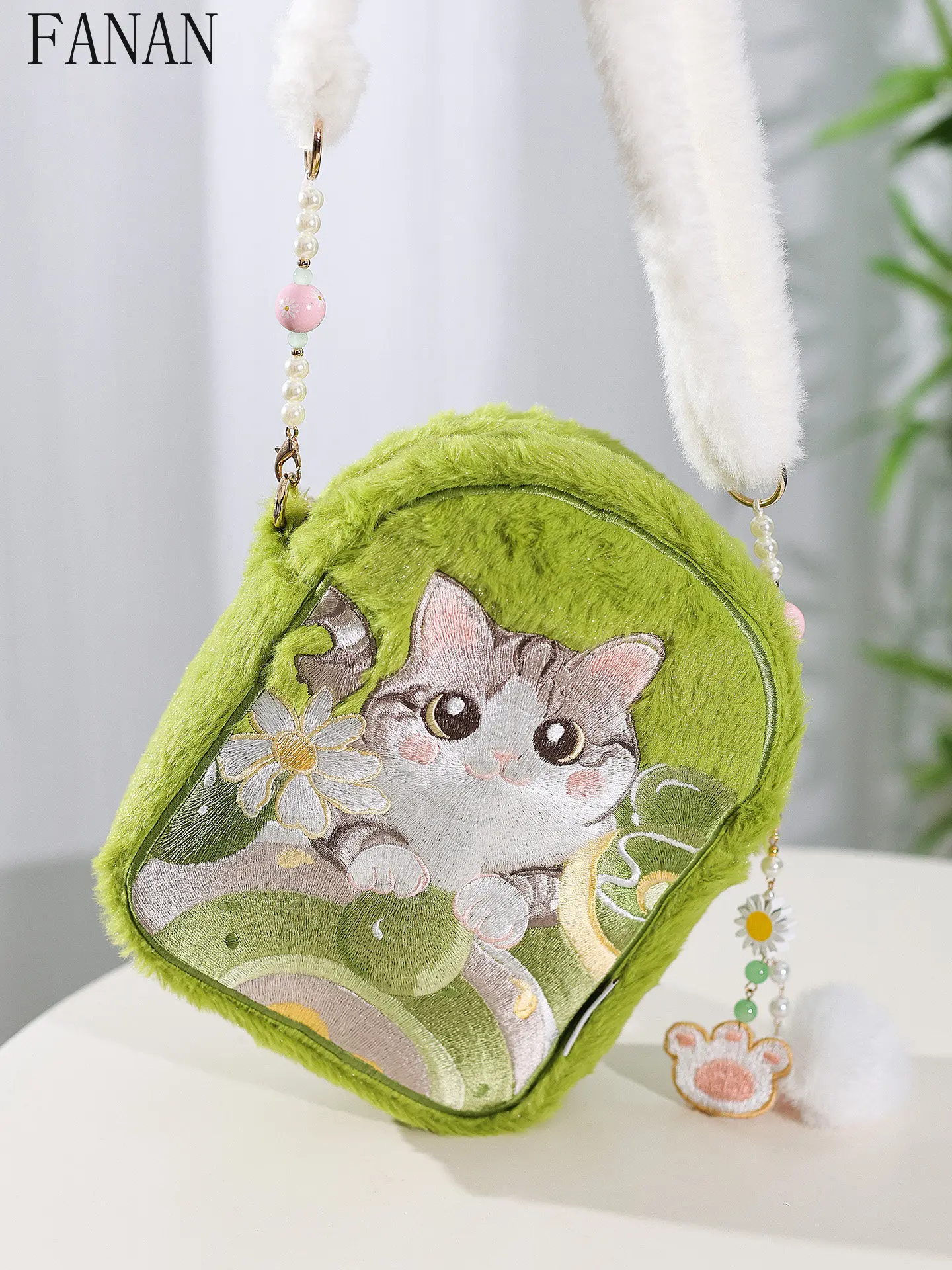 2026 Fall and Winter New Product Green Stuffed Women's Kawaii Shoulder Bag Lolita Style Sweet and Cute Girl Crossbody Bags