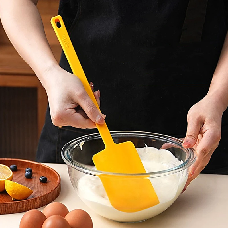 Multiple Color Silicone Baking Spatula Heat-Resistant Non-stick Cooking Kitchen Utensils Non-deformable Soft Baking Spatula