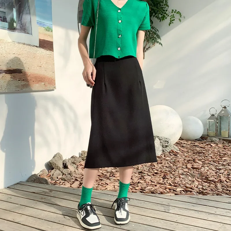 High -waisted Short Skirt 2023 Spring and Summer New  Is Thin and Full of Large Size Black Back Bag Hip Skirt