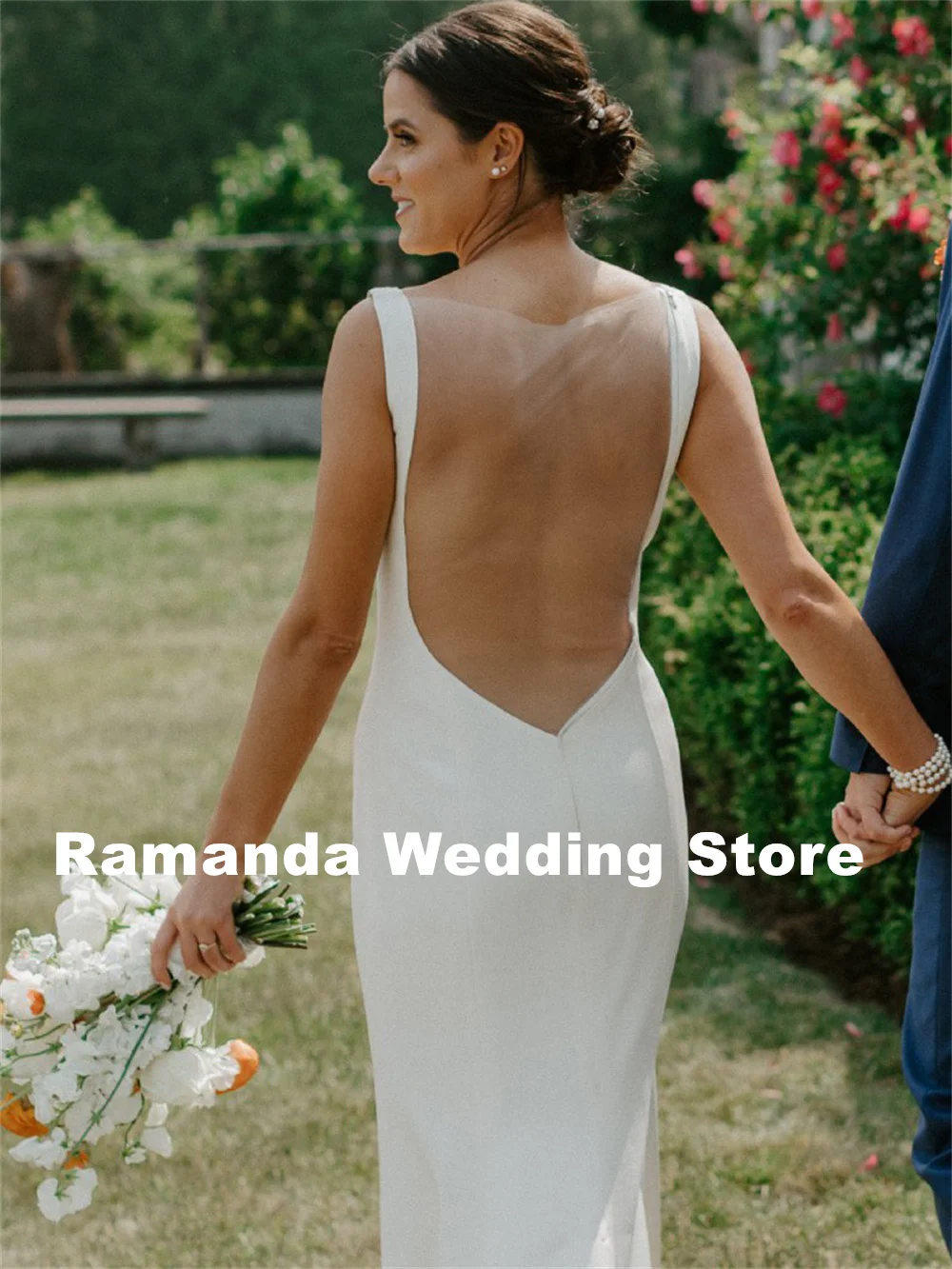 Ramanda Crepe Cowl Neck abiti da sposa semplici 2024 senza maniche Illusion Back guaina minimalismo abiti da sposa su misura