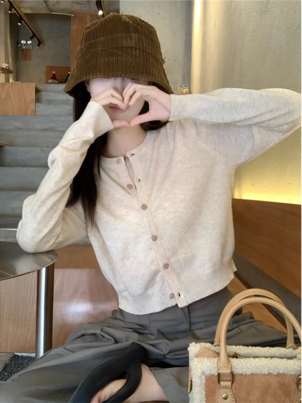 

Korean Sle Women's Knitted ort Fit Sweater Spring Thin Outerwear ort Length Inner irt Sweet Sle Loose Fit Long Sve