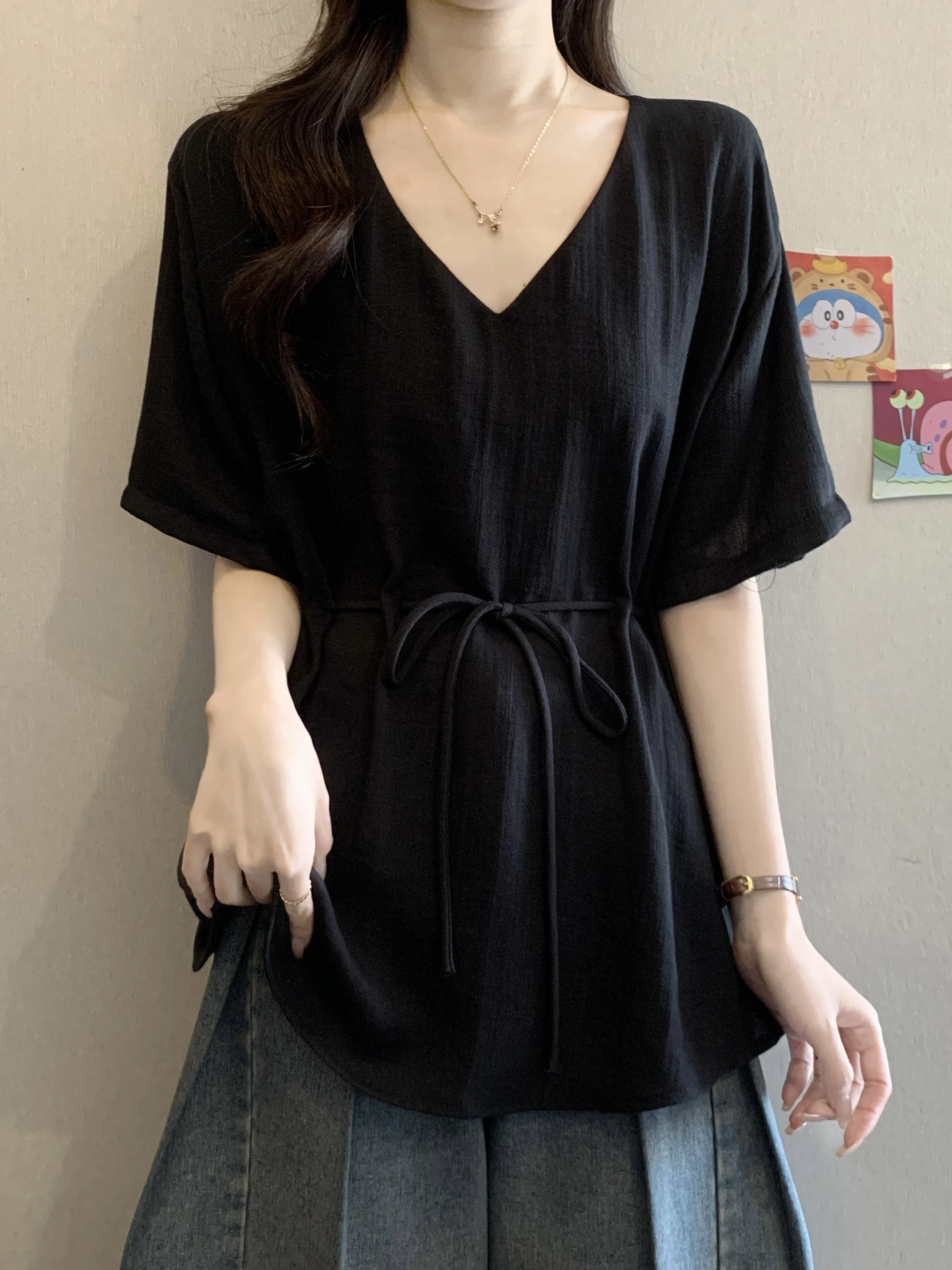 Slimming V-Neck Short Sleeve Base Shirt Women's Summer 2026 plus Size Tie Waist Design Sense Cover Belly Top Korean Style