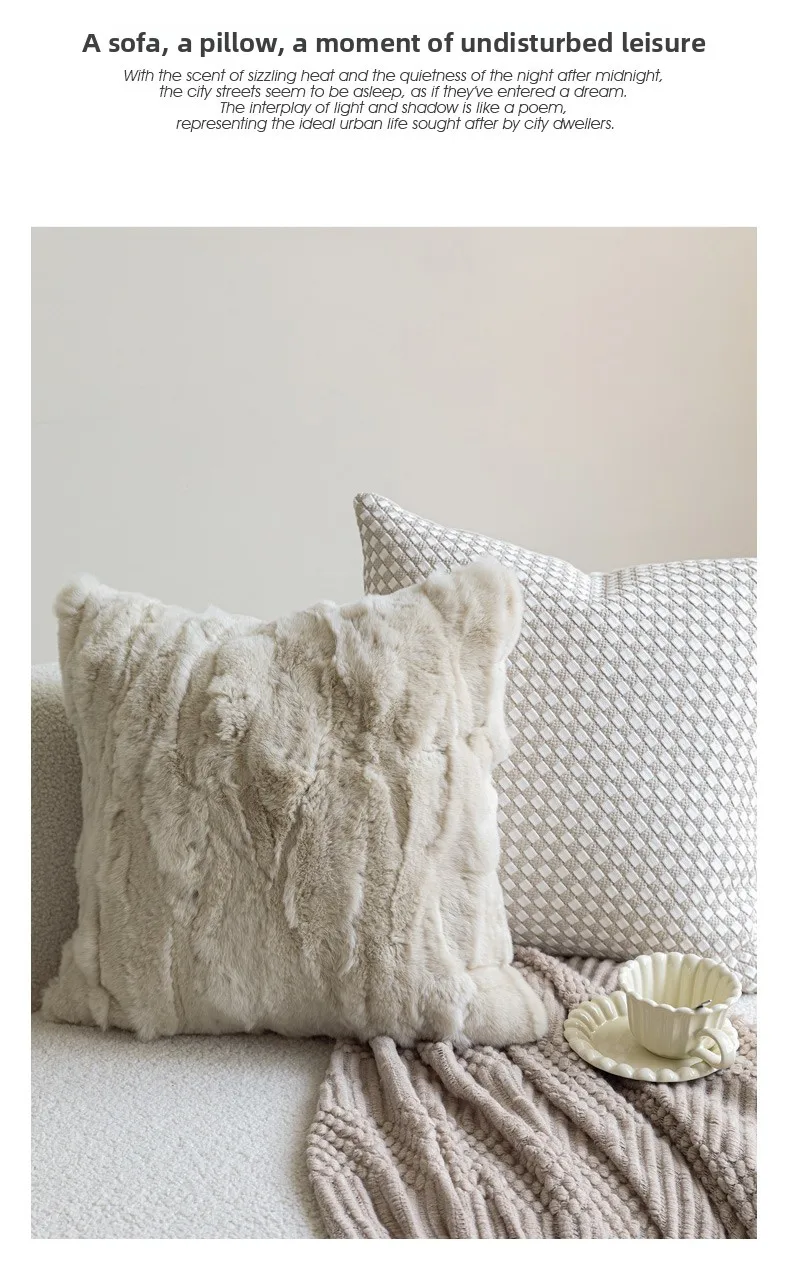 Design Luxury Cushion Cover 45x45cm Milk Tea Colored Horseshoe Buckle Square Pillow Case For Home Hotel Bed Living Room Sofa