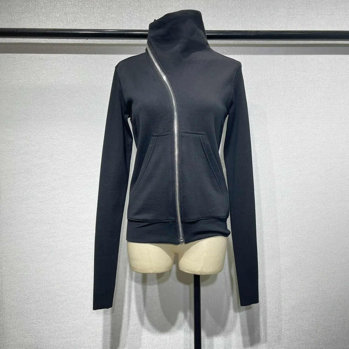 Women's Crop Jacket Fall Winter Casual Long Sleeve Slim Fit High Neck Sweater Cardigan Dark Gothic Asymmetrical Zipper