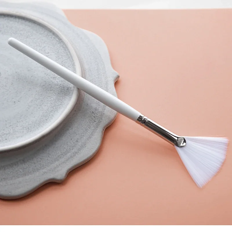 Weiche 10-teilige flauschige Make-up-Pinsel – Gesichtsmasken-Applikator und Gesichtsfächer-Pinsel für Frauen und Mädchen