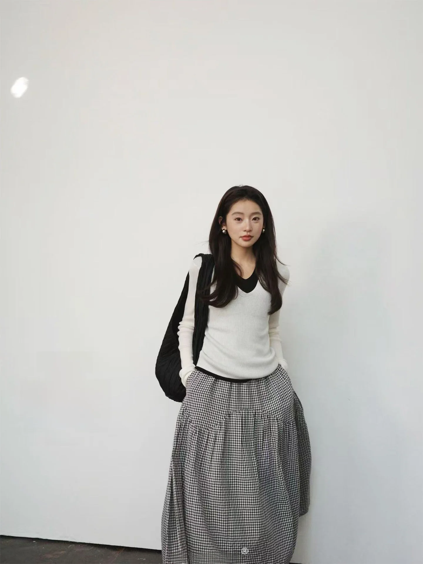 

Autumn Winter Knitted Long Sleeve Top Slim Fit Design False Two-Piece Straight Cut Female Fashion Chinese Brand Independent Bug