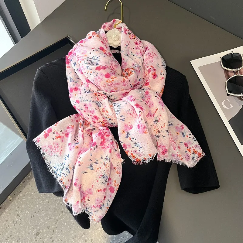 2024 Spanje Mode Kleine Polka Bloemen Franje Viscose Sjaal Sjaal Dame Hoge Kwaliteit Wrap Dunne Pashmina Stal Bufanda Moslim Hijab