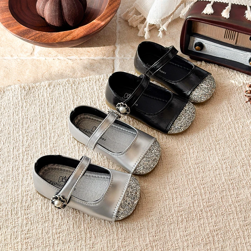 Princess Shoes for Little Girls Sparkling Leather mary janes Magic Tape Spring Autumn Korean Children's Single Flats 22-35