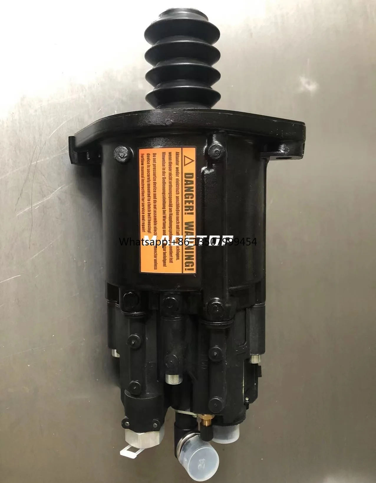 

Zhuji Factory Truck Parts Air Brake Part Clutch Booster 0002501562 0002500562 0002500062 9701500010 for MB Truck Actros MP2 MP3