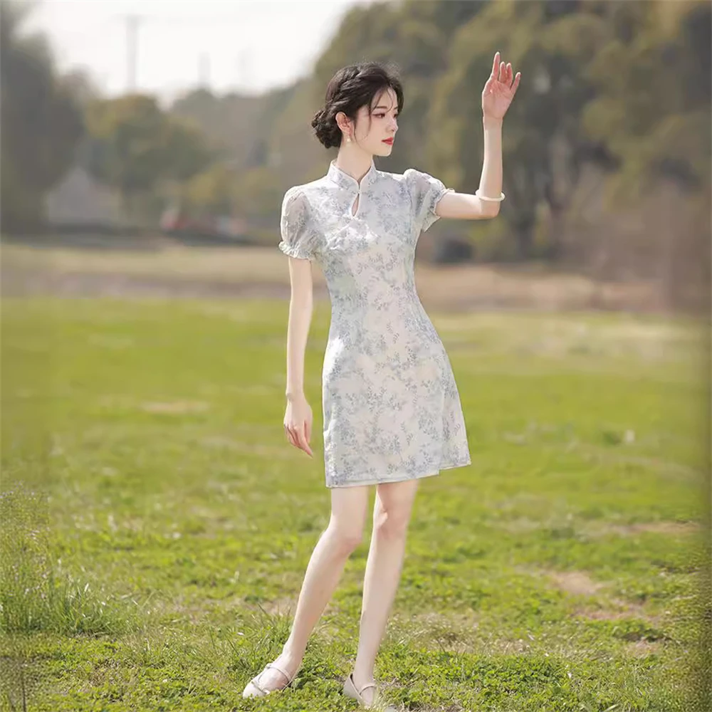 Cheongsam chino tradicional mejorado para mujer, vestido Qipao corto de alta gama con temperamento para chica joven, Verano