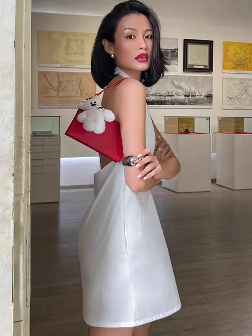 

Платья Женское платье Новый год 2025 Трикотажная уличная одежда в рубчик с цветными блоками Модная Y2K Городской солевой стиль Мягкая художественная нежная одежда