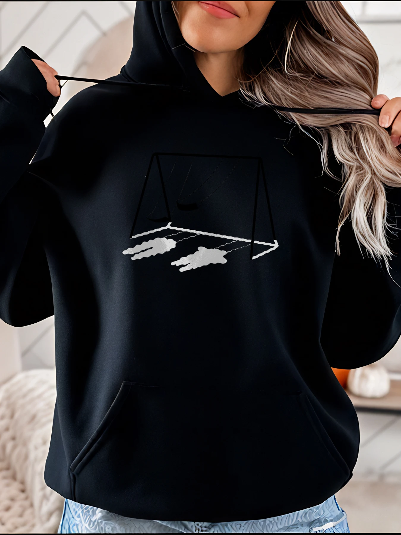 

Женская толстовка с капюшоном, повседневная толстовка с принтом черных облаков, осенне-зимняя модная уличная одежда 280