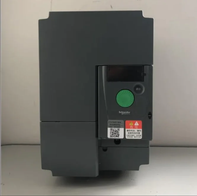 

ATV310HD11N4A variable speed drive ATV310, 11 kW, 15 hp, 380...460 V, 3 phase, without filter