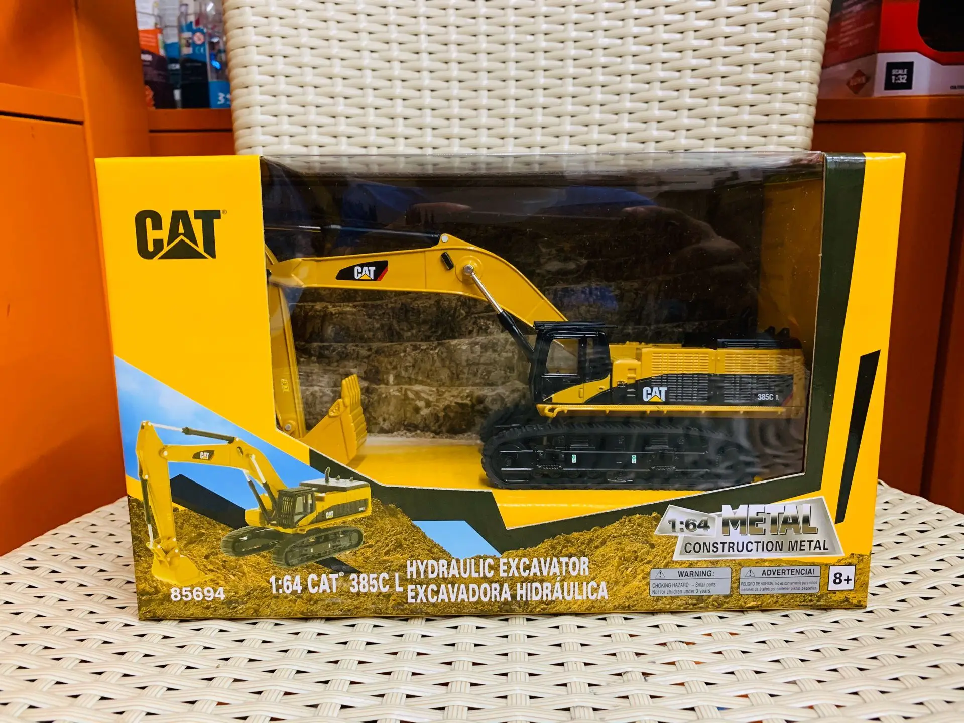 385C Hidraulic Excavator Hydraulica 1/64 Scale DieCast Model DM85694