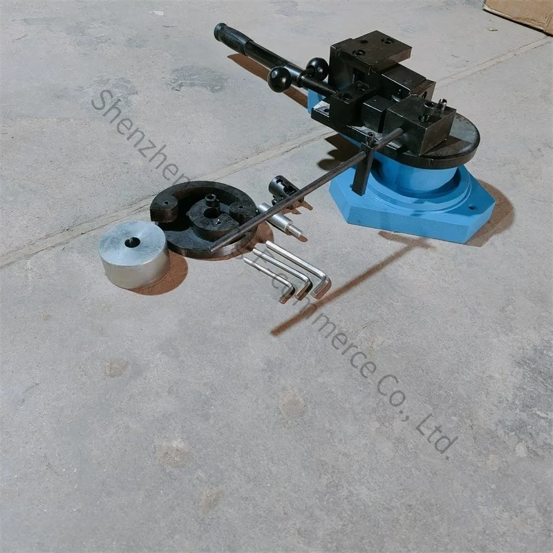 40-type Iron Flower Bending Machine C/S Type P Type Bending Equipment Hand Lever Twisting Machine