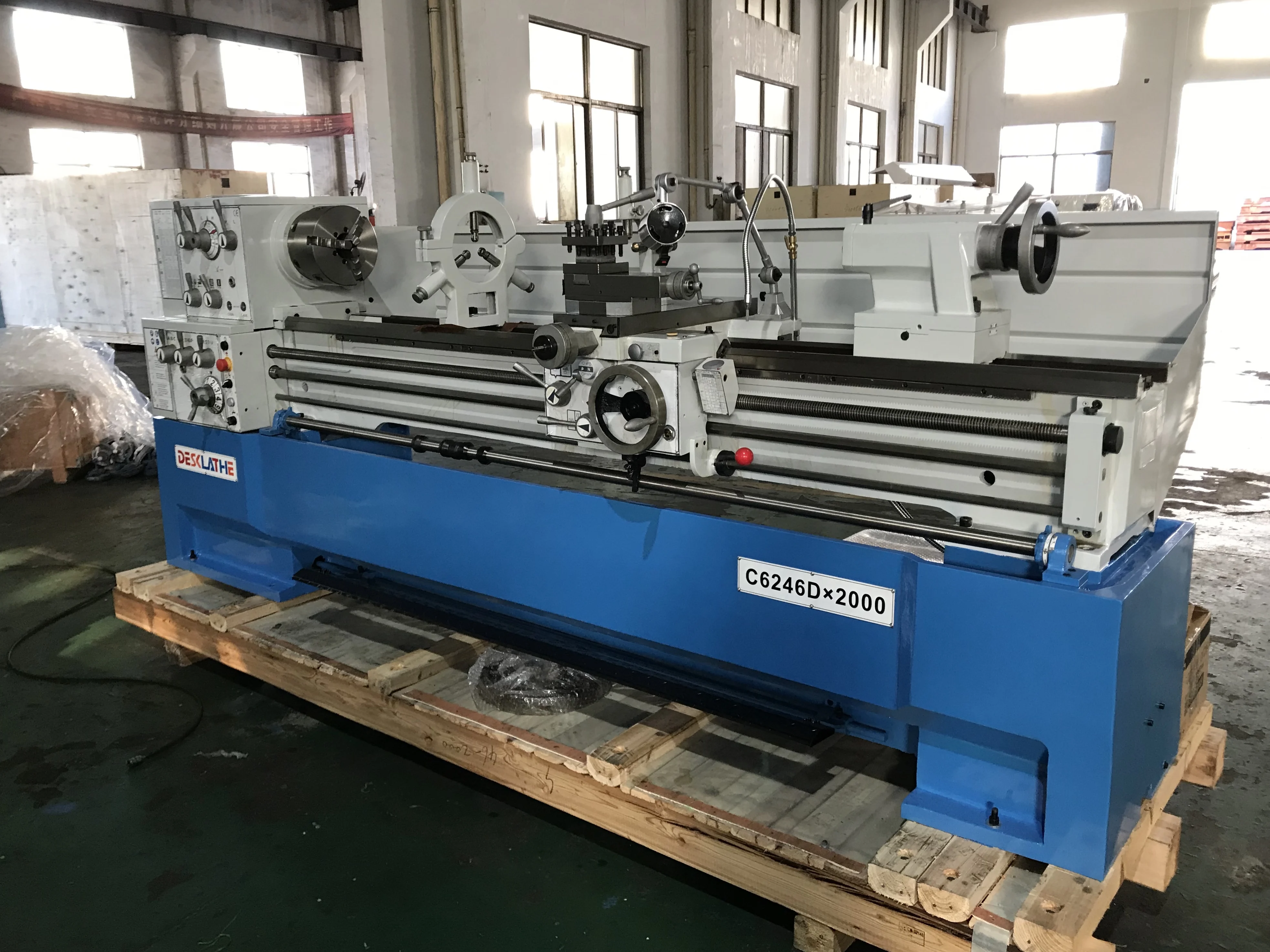 Big bore 82mm conventional lathe machine gap bed lathe heavy bench lathe metal working machine factory directly sell