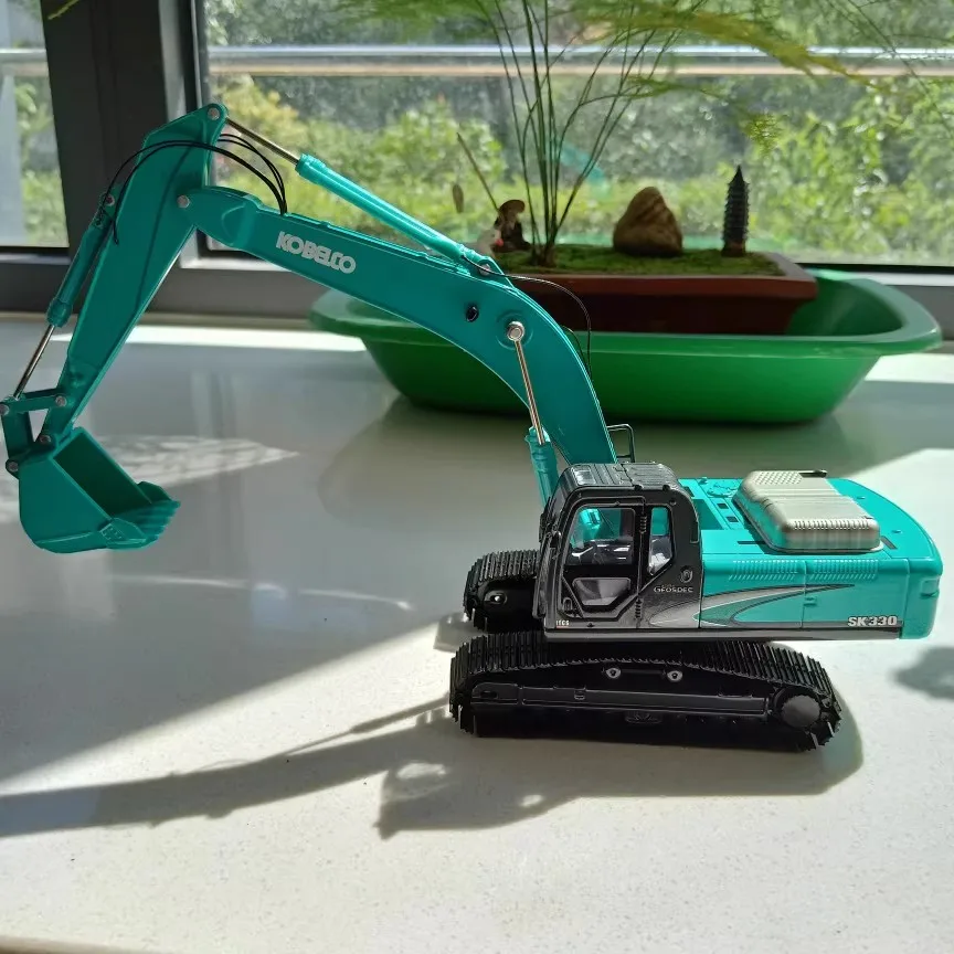 Shensteel KOBELCO SK200 330 350alloy simulation static 1.50 original factory excavator model car ornament