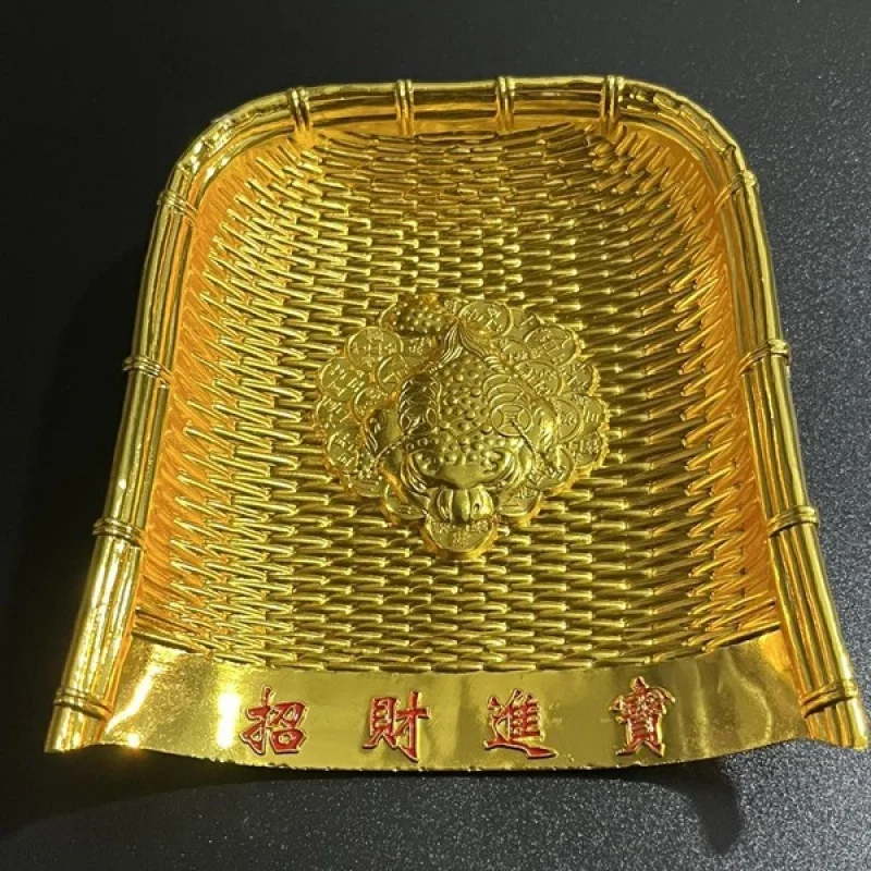 

Antique Style Republic of China Three Years Gold-Plated Dustpan Ornament Home Decoration Craft Alloy Dustpan