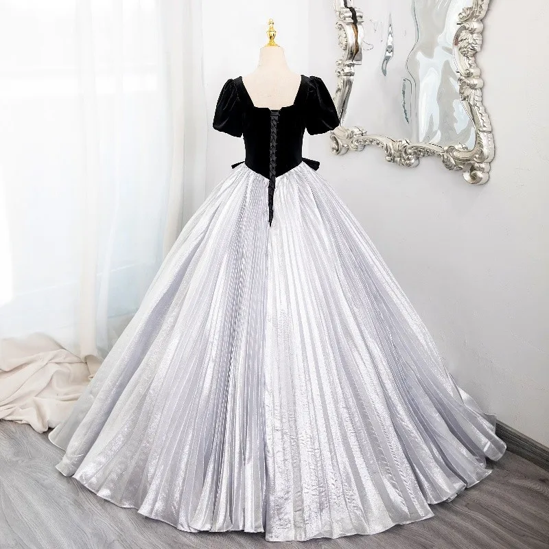 Newest Quinceanera Dresses Deep V-neck Ball Gown Dress With Short Sleeve Elegant Puffy Floor-length Graduation Dress Customized