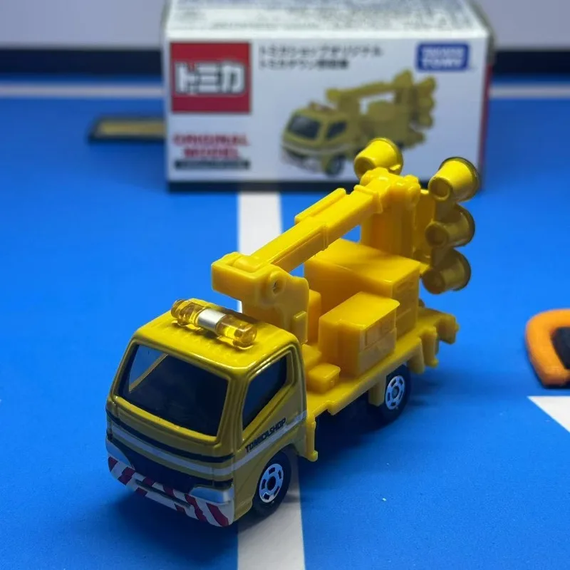 

TOMY Tomica Town Light Up Alloy Car, ограниченная серия, Коллекционная модель игрушечного автомобиля, детские подарки