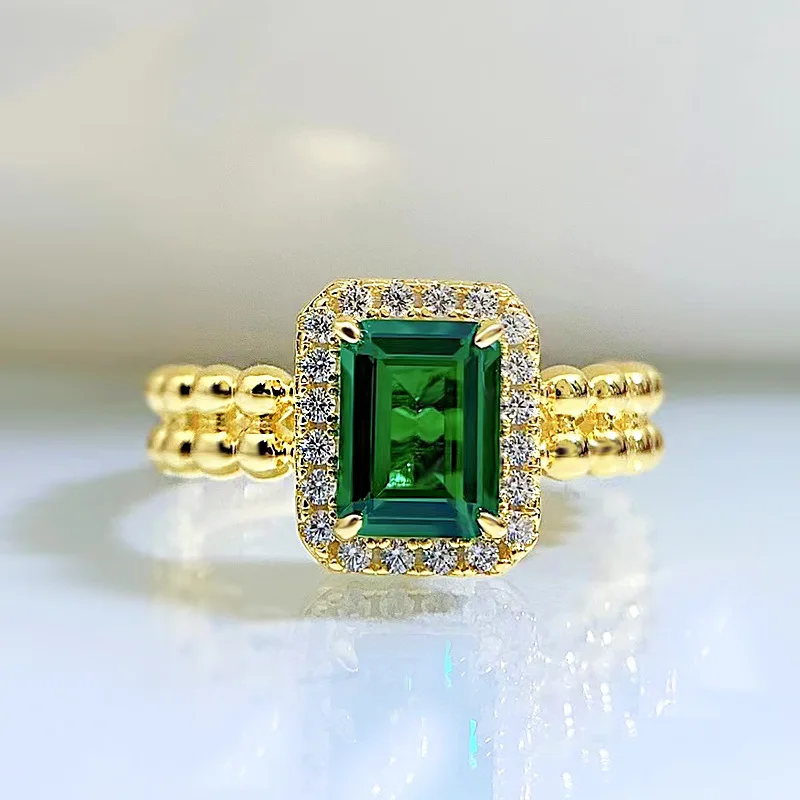 Wholesale of S925 Silver Emerald 2 Carat Ring High Carbon Diamond Small Design