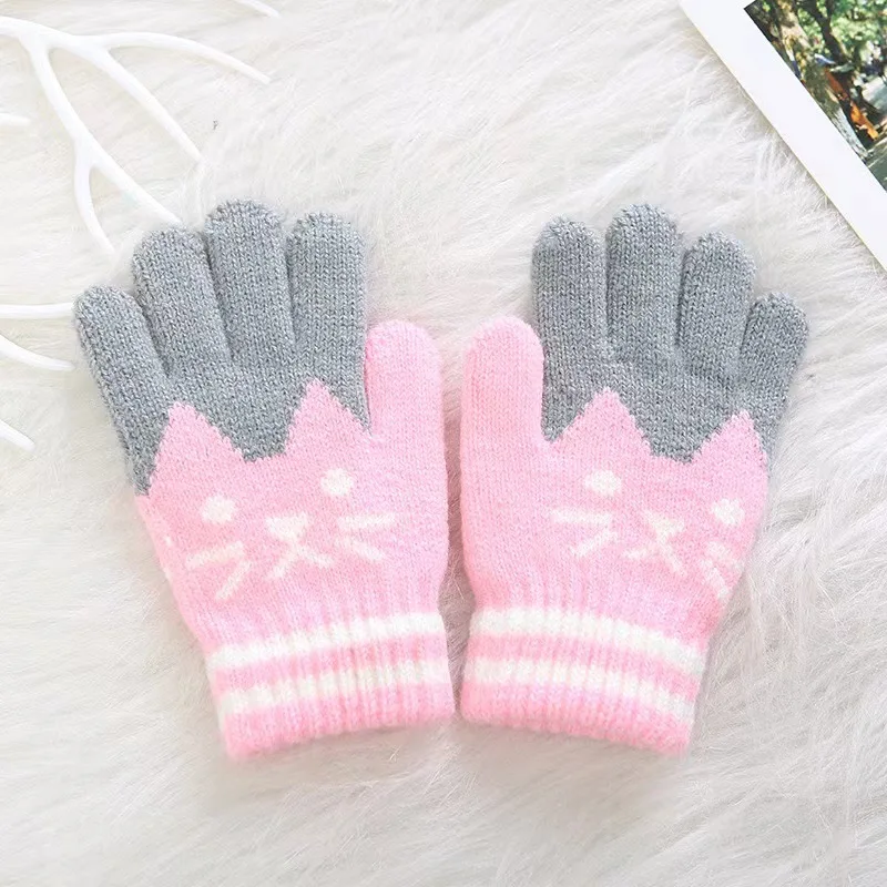 Thumbnail 2 - #77 Cheap Baby Gloves & Mittens Worth Buying