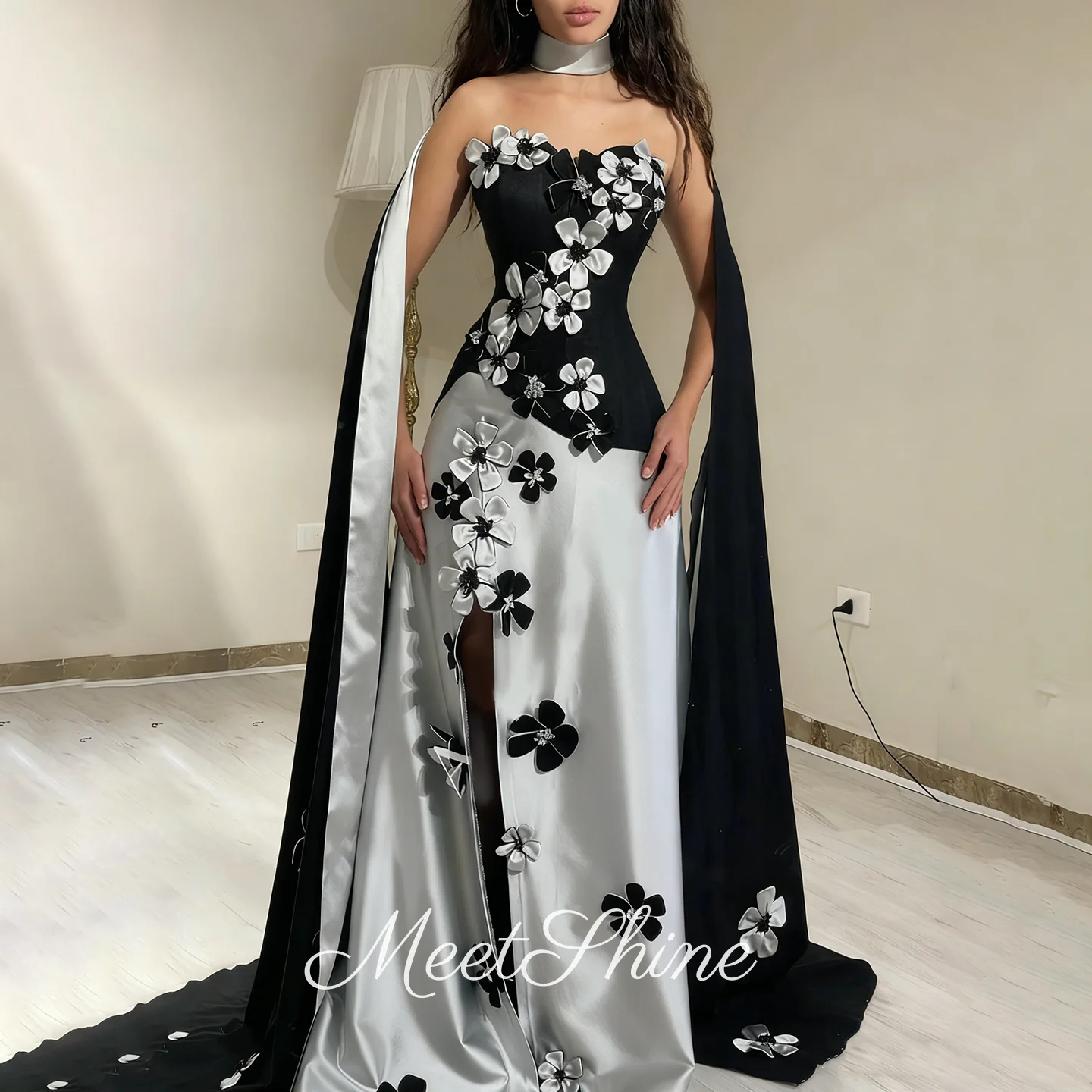 Vestidos de noche negros con abertura lateral, corte en A, flores 3D modernas, satén elegante con bufanda, vestidos formales sin tirantes para graduación personalizados