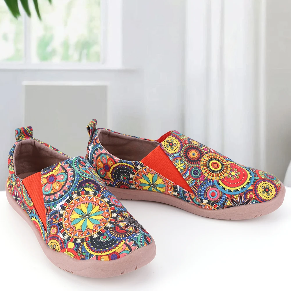 

Women Loafers Canvas Walking Shoes Breathable Casual Travel Shoes Comfortable Slip On Flats Ethnic Style for Outdoor Travel