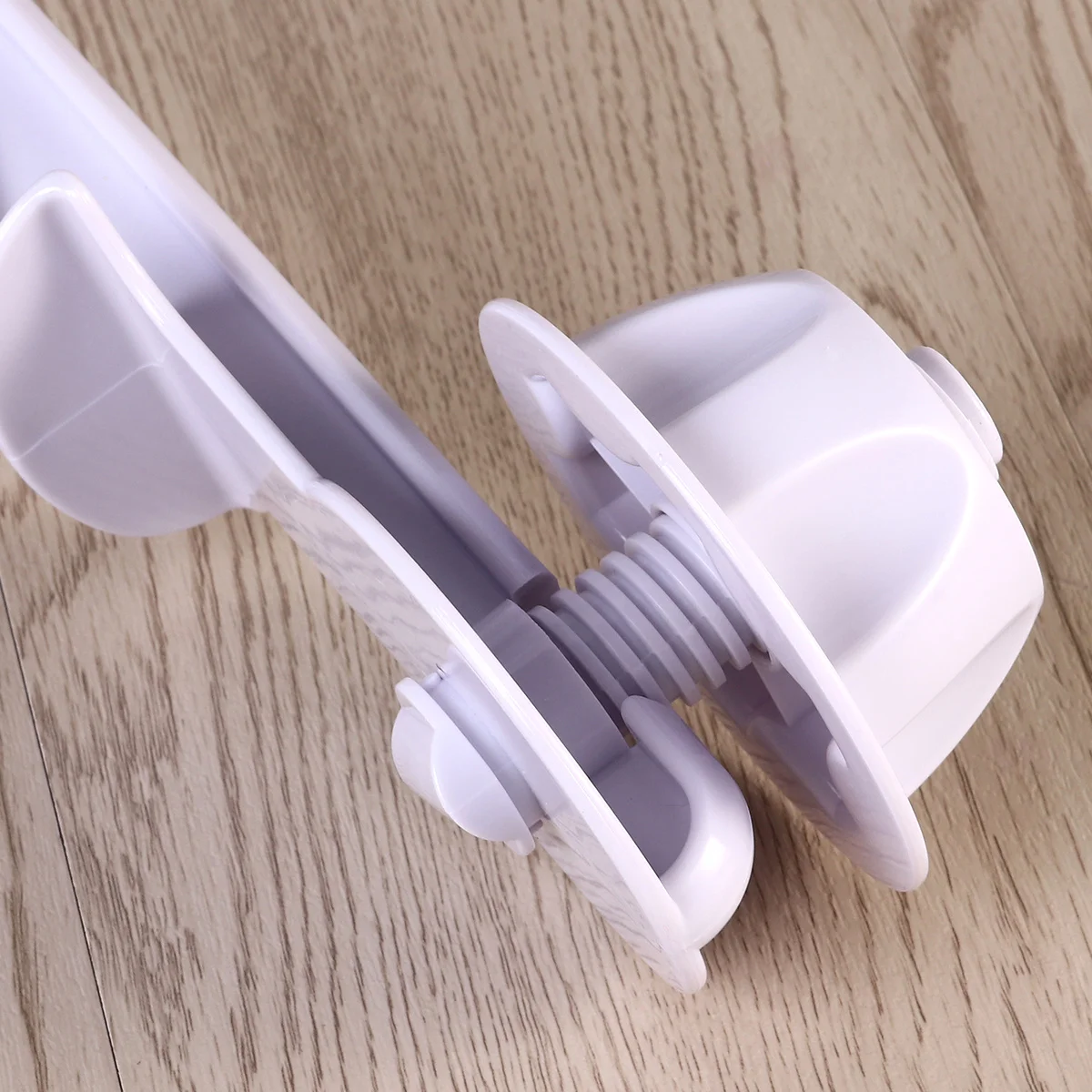 Baby Crib Bell Bracket Arm Holder White ABS Plastic 503438216mm Sturdy Rotate Baby Music Box Lullaby