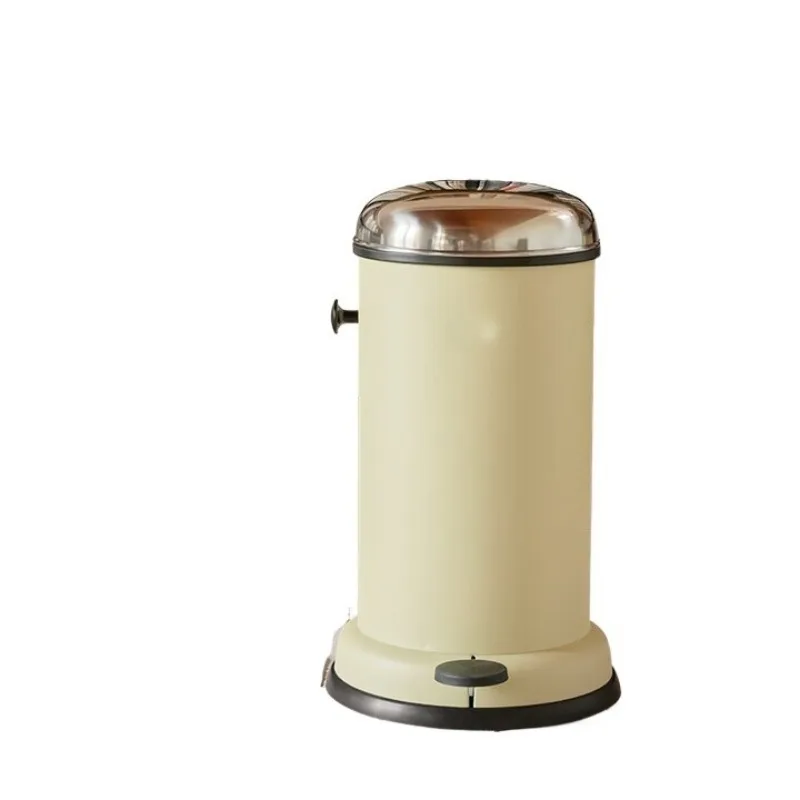 

Foot-operated trash can