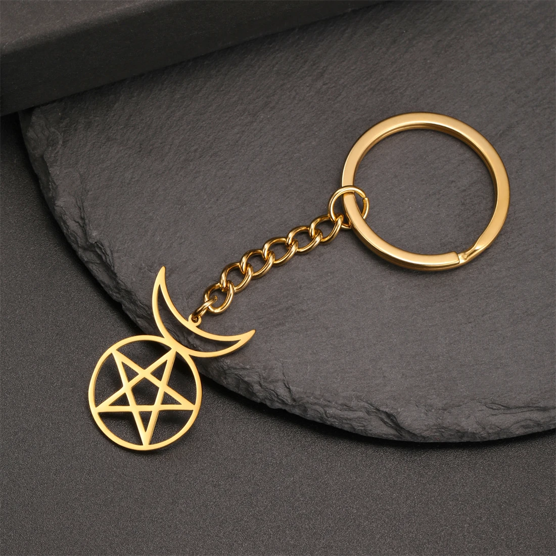 EUEAVAN Islamic Moon Star Pendant Keychain Stainless Steel Muslim Pentagram Symbol Keyring Amulet Eid al Fitr Jewelry GIfts