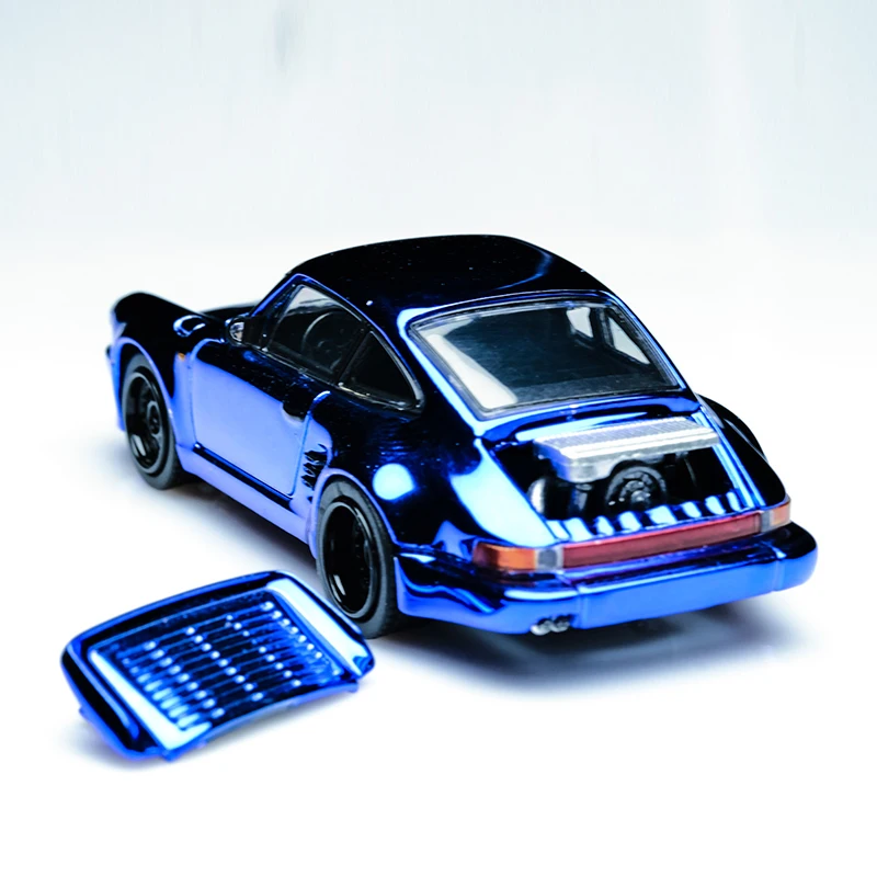 Master 1:64  911 930 RWB HEC Show Edition Simulation alloy car model