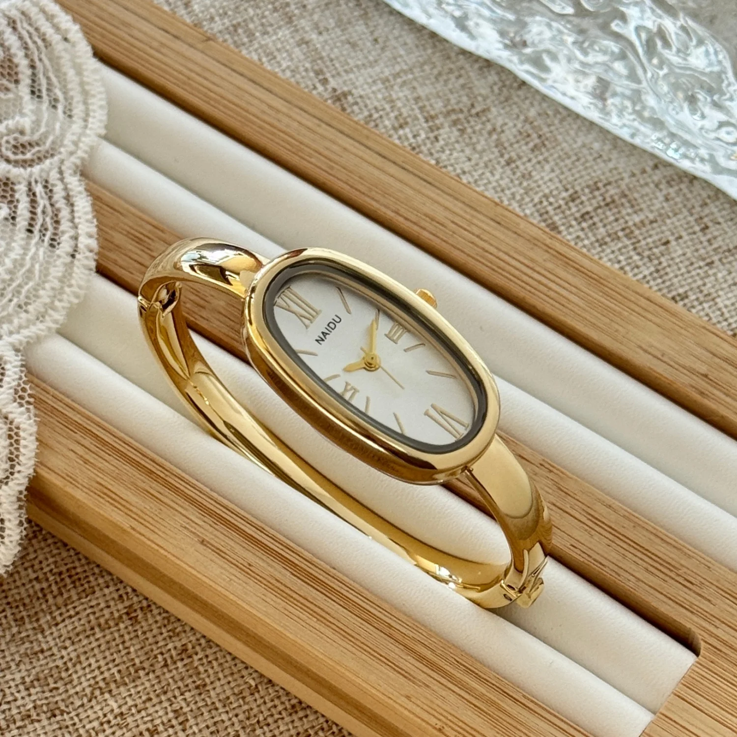 

Женские элитные кварцевые часы в римском стиле, простые золотые часы-браслет, женские часы с овальным циферблатом, наручные часы, часы для платья, Montre Femme