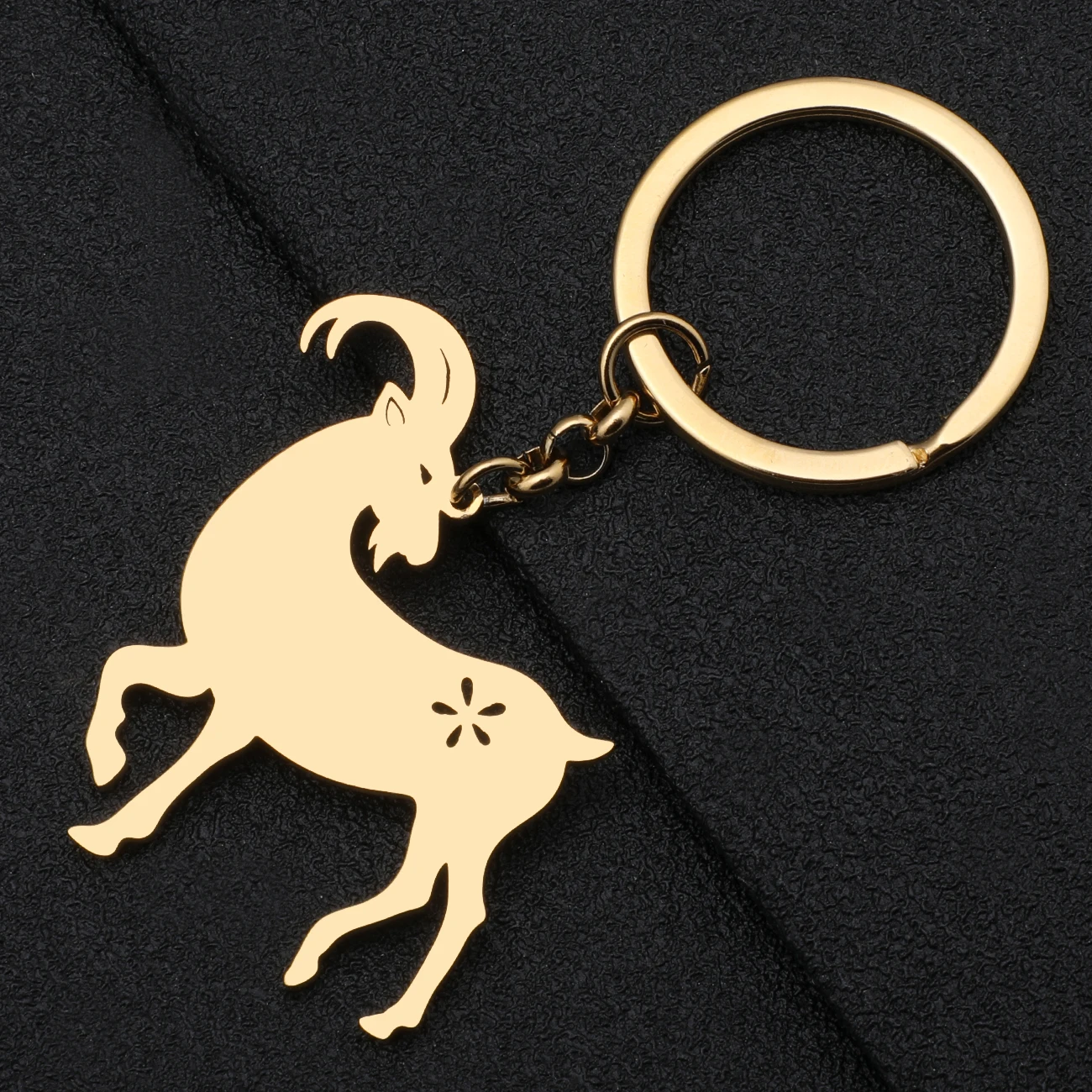 Bonsny Stainless Steel Gold-plated Horn Goat Key Ring Keychains Novelty Animals Key Chains For Women Girls Gifts Bag Car Charms