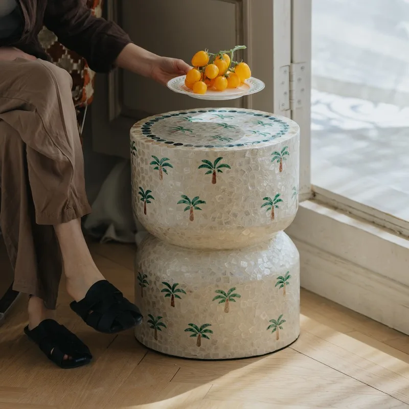 Family romance, Haili coconut shell imported side few original shells Nanyang pier medieval shoe changing stool vacation style