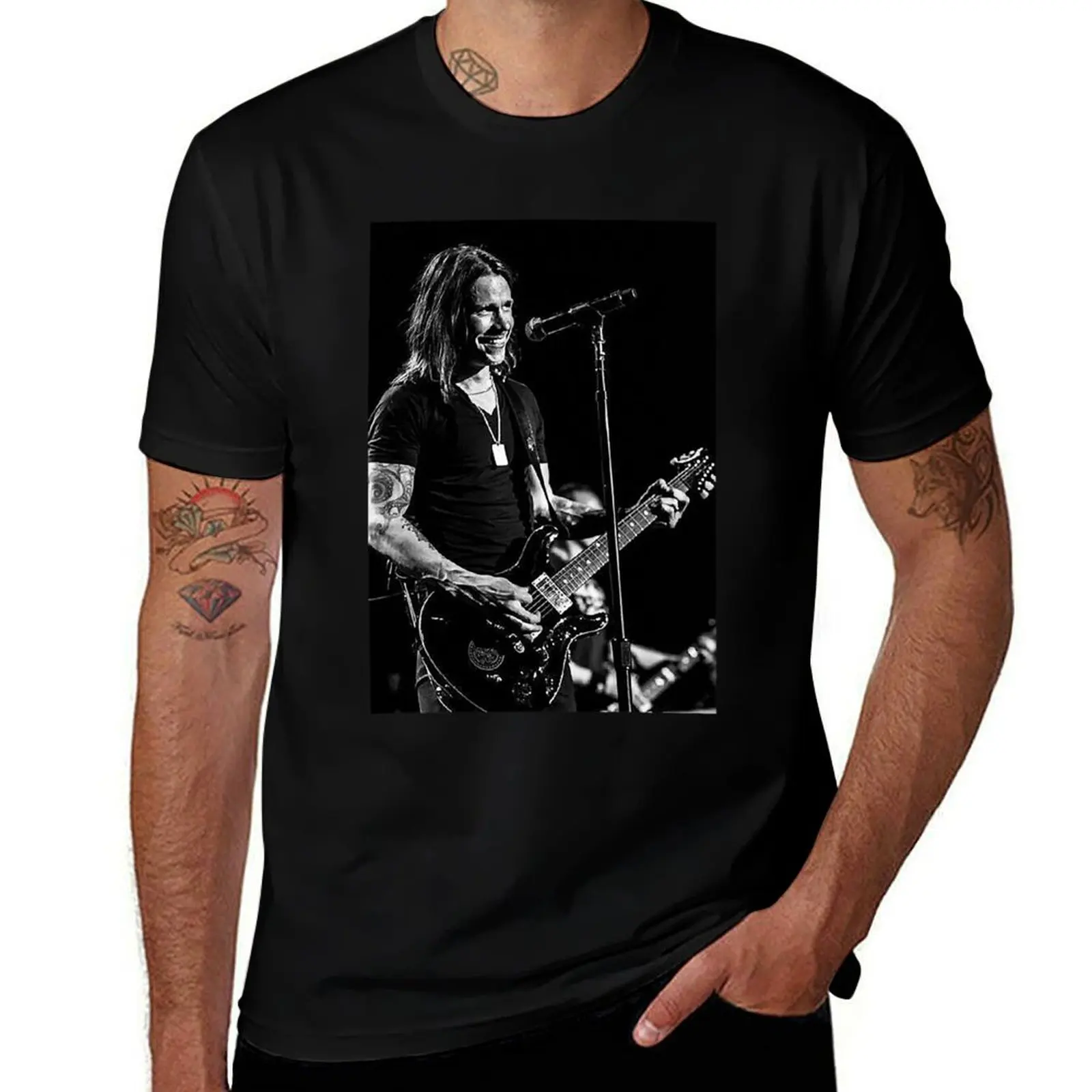 

Music Vintage Retro Myles Kennedy Women My Favorite T-Shirt Outdoor Working T-Shirt