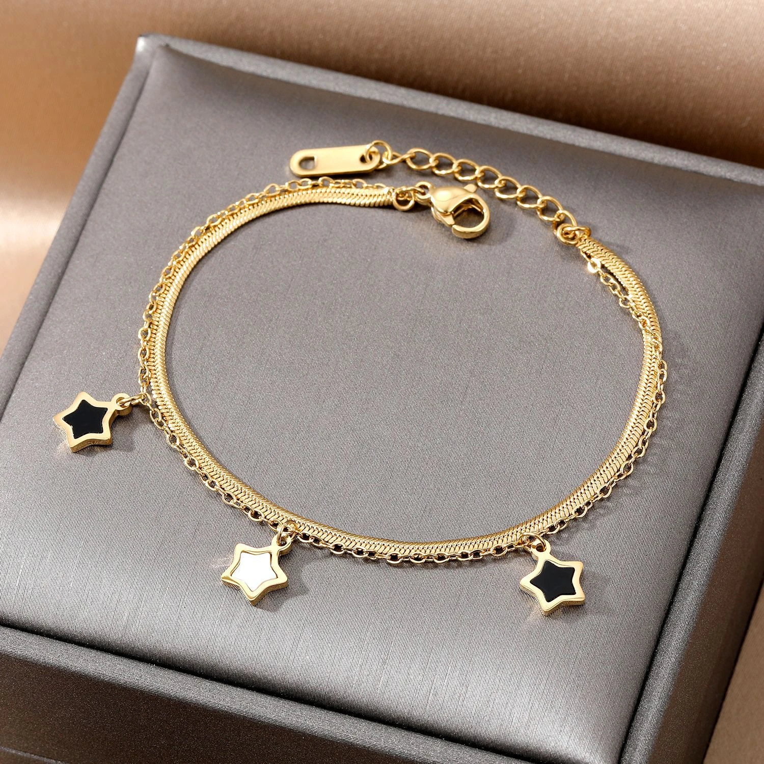 stainless steel gold charm bracelet Charm Bracelet For Women Trendy Gold Color Waterproof Wrist Chain Jewelry