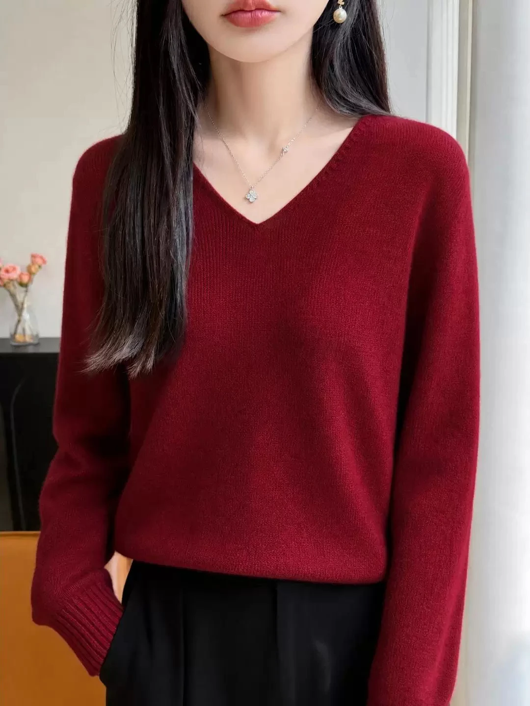 Minimalist V-Neck Seamless Knitwear Women's Loose Slimming Long Sleeve Base Shirt Simple Style Warm Top Soft Knitted Sweater