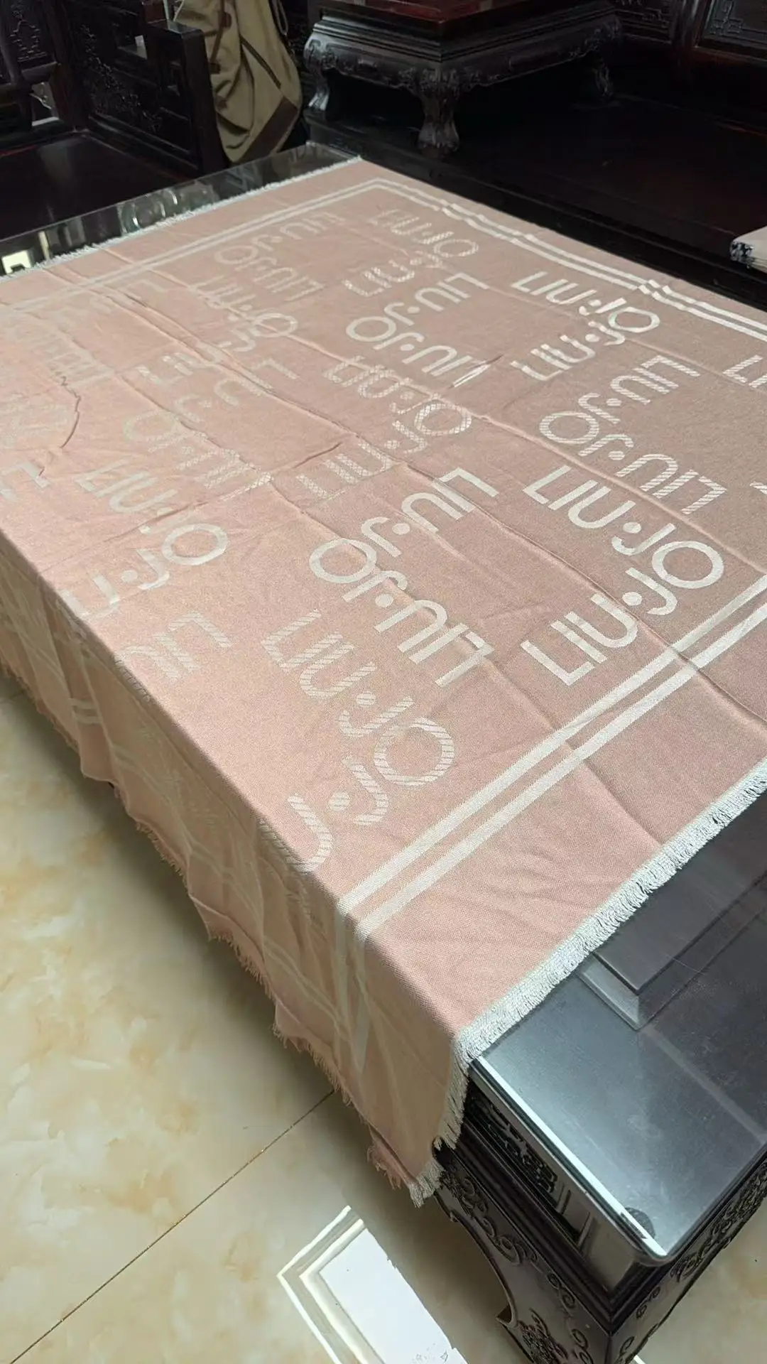 

Spring and autumn new women's fashion classic large square scarf warm sun protection scarf shawl