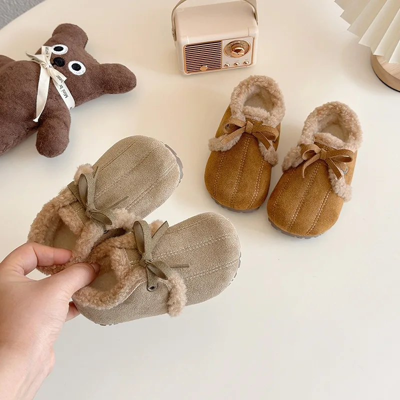 2025 inverno nova menina sapatos de algodão bonito e elegante arco com pelúcia quente sapatos planos para crianças pré-escolares sapatos de moda