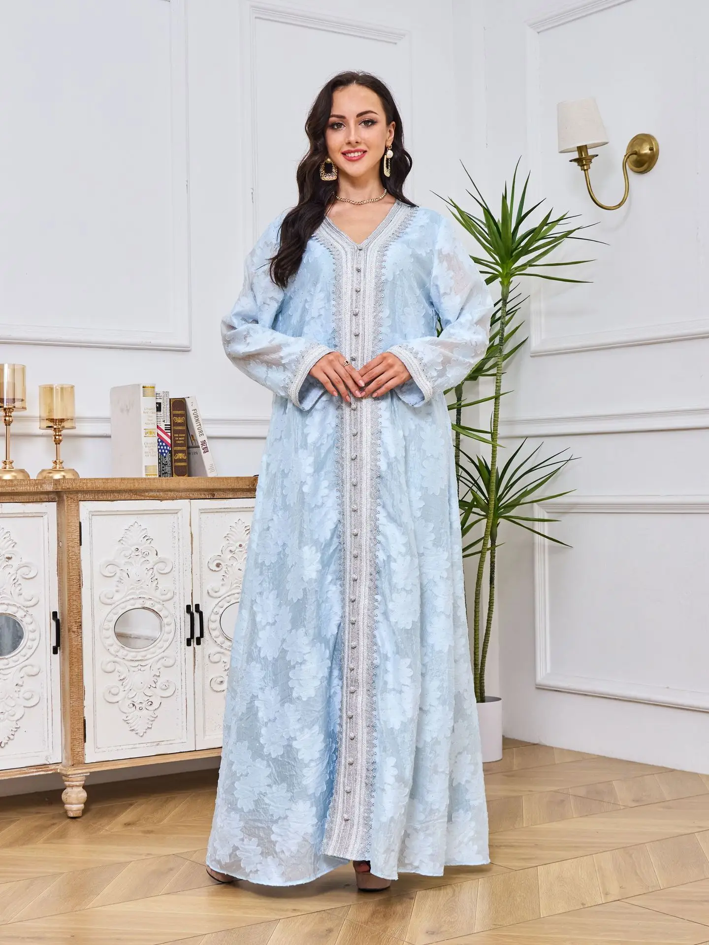 Vestido musulmán islámico de lujo a la moda con cuello en V, vestido de encaje plateado con diamantes calientes de Jacquard de Arabia Saudita de Oriente Medio