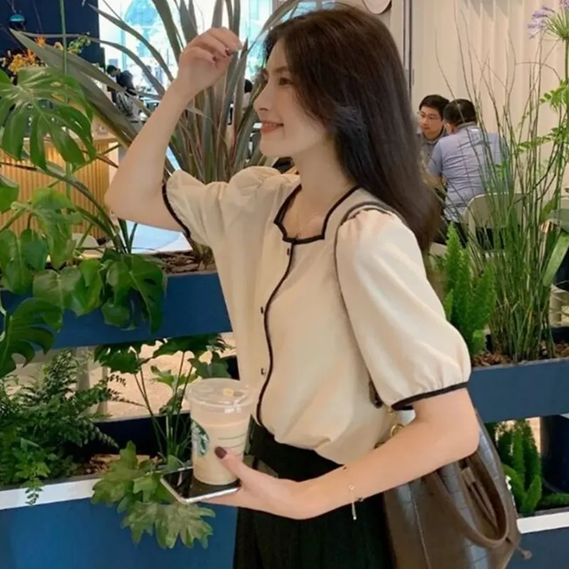 

Летний женский милый маленький ароматный топ с квадратным воротником Bubble ort Sve Design Sense Minori Snowflake Top irt