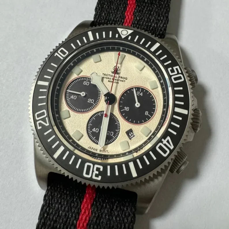 Tactical Frog Men Chronograph Watch 42mm Eco Drive Quartz Wristwatch Titanium Case Diver 200M Waterproof Luminous Sapphire VS75B