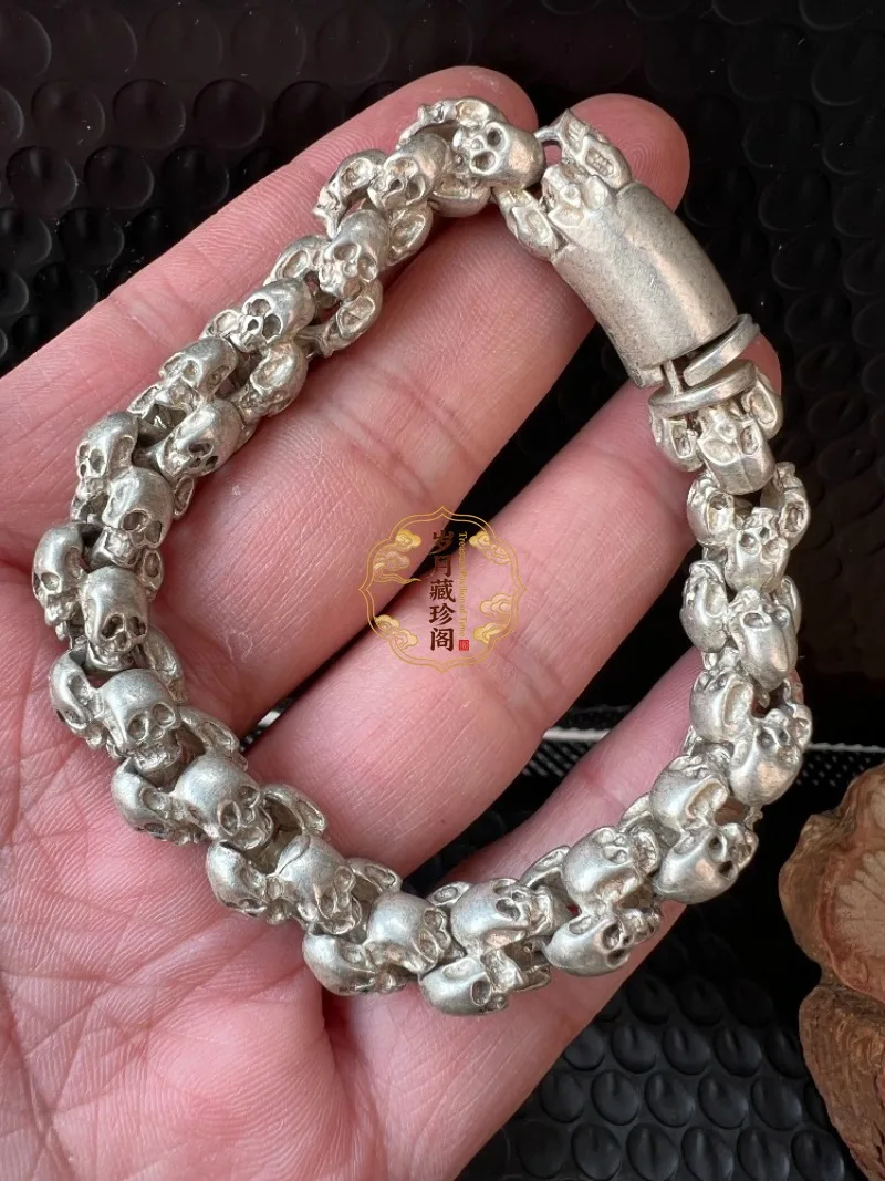 

2026 Hot Antique Tibetan Silver Skull Bracelet for Men & Women, Fashion Lucky Amulet Jewelry, Personalized Punk Gift