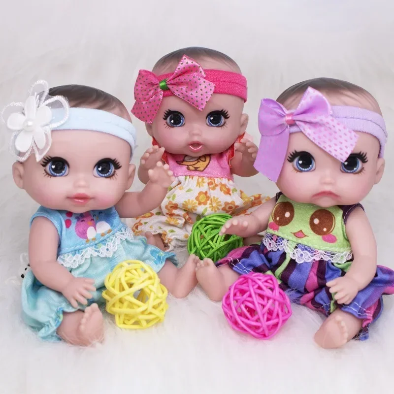 3D Simulation Eyes 16cm Reborn babies Plastic Doll and Clothes Movable Children's Toy Gift