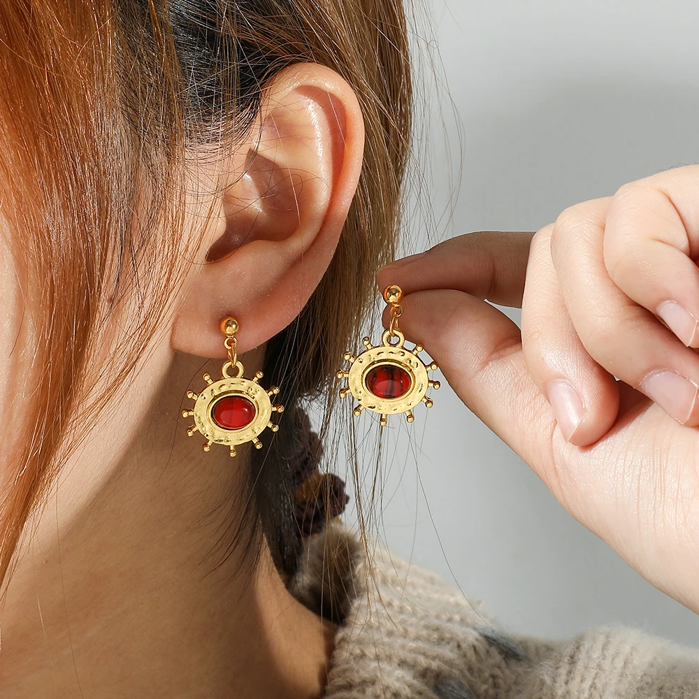 Movie A Song of Ice and Fire Fashion Red Color Crystal Earrings Rhaenyra Targaryen Same Style Ear Drop Cosplay Props
