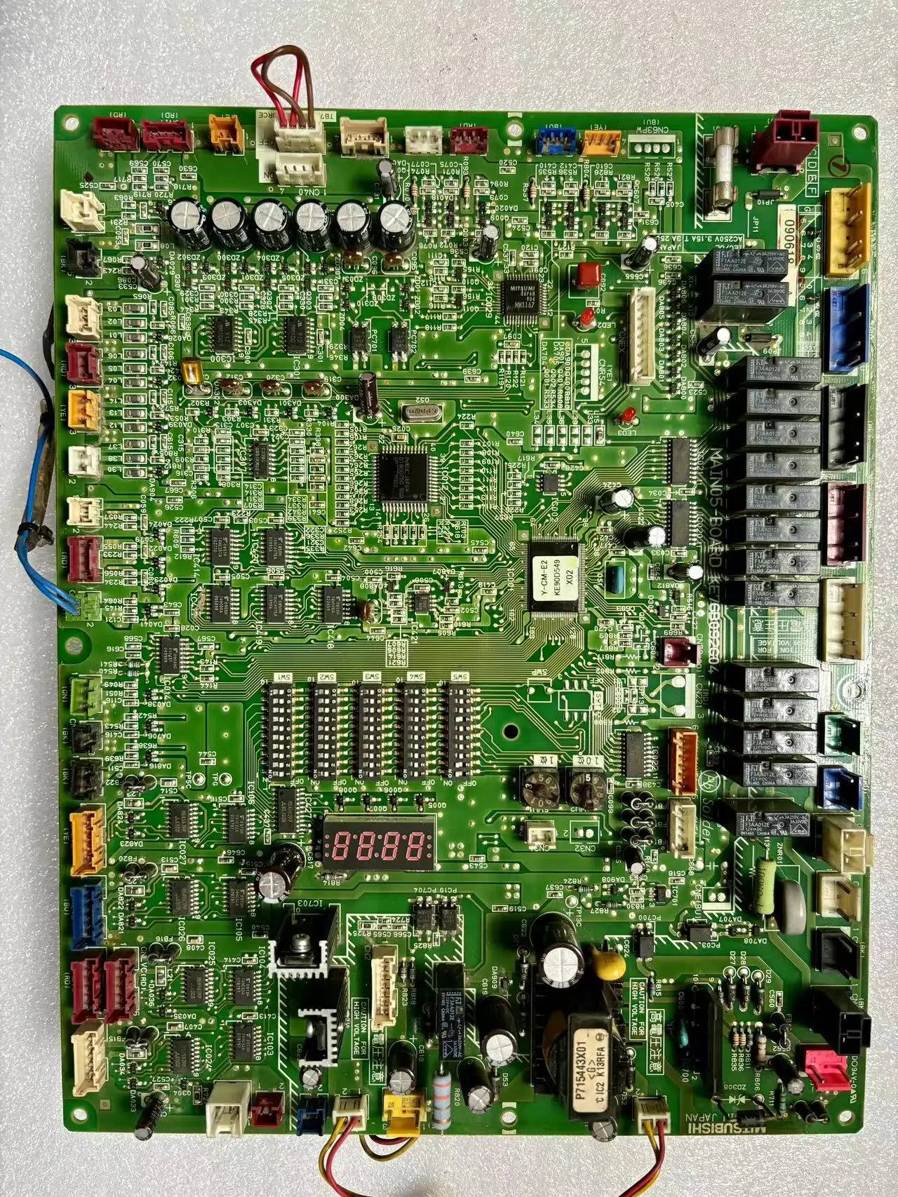 MAIN05-BOARD.KE76B092G04