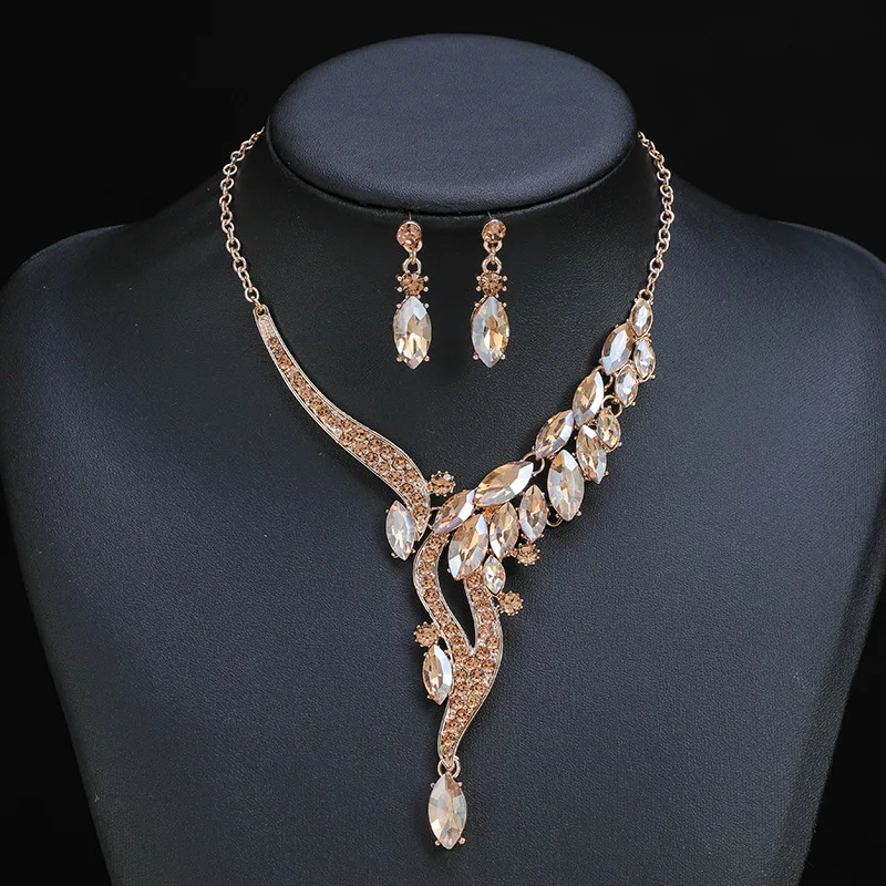

European American Retro High-end Necklace Earrings Jewelry Set, Bridal Wedding Accessories, Women Fashion Ornaments For Party